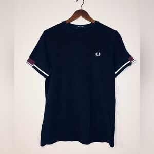 Fred Perry Twin Tipped Short sleeve t shirt Navy Blue Medium good condition